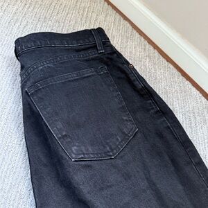 ABERCROMBIE 90s STRAIGHT HIGH RISE CURVE LOVE